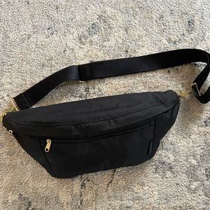 Canvelle Oversized Fanny Pack
